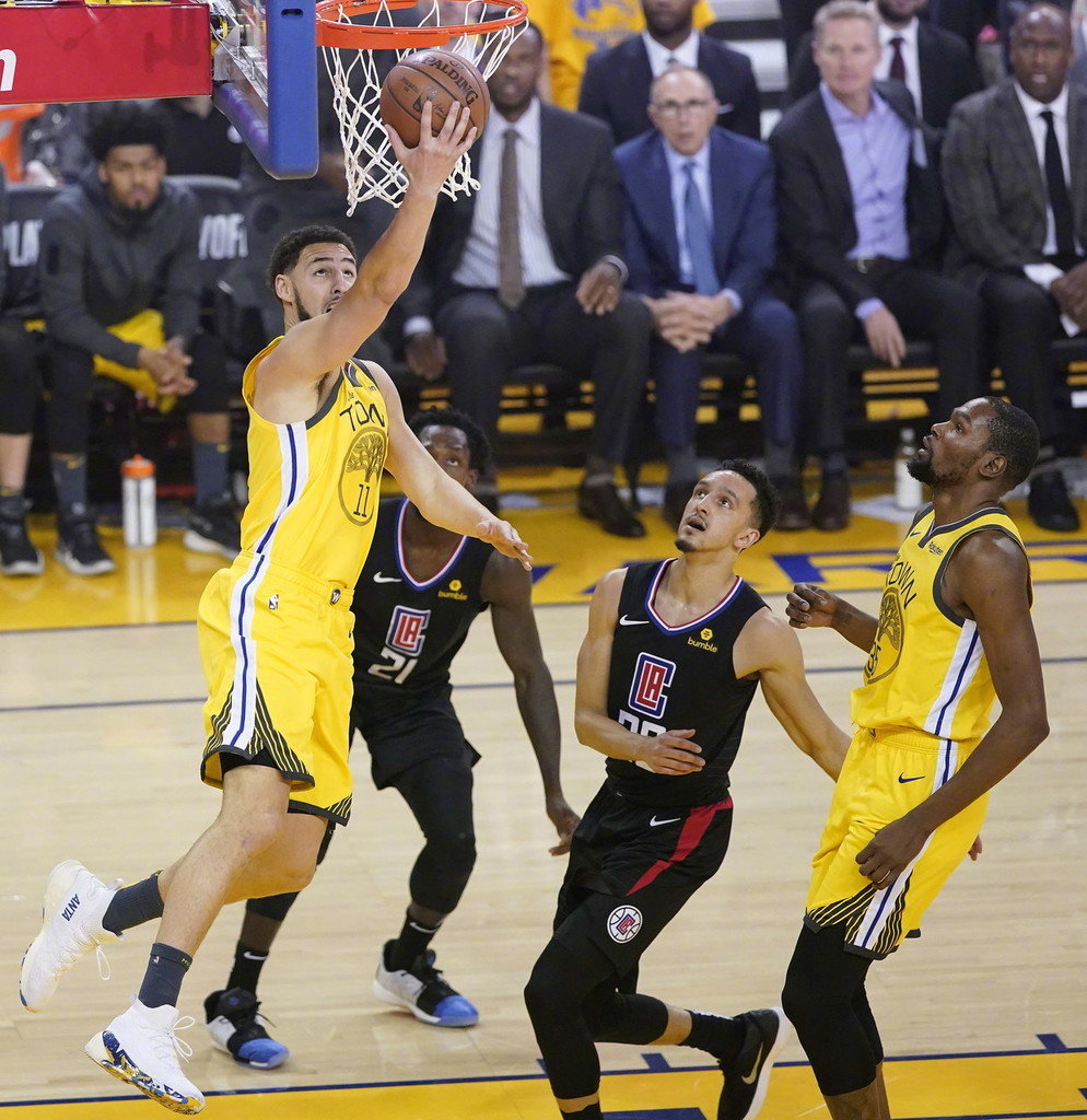 巴勒莫主场32逆转，喜迎胜利