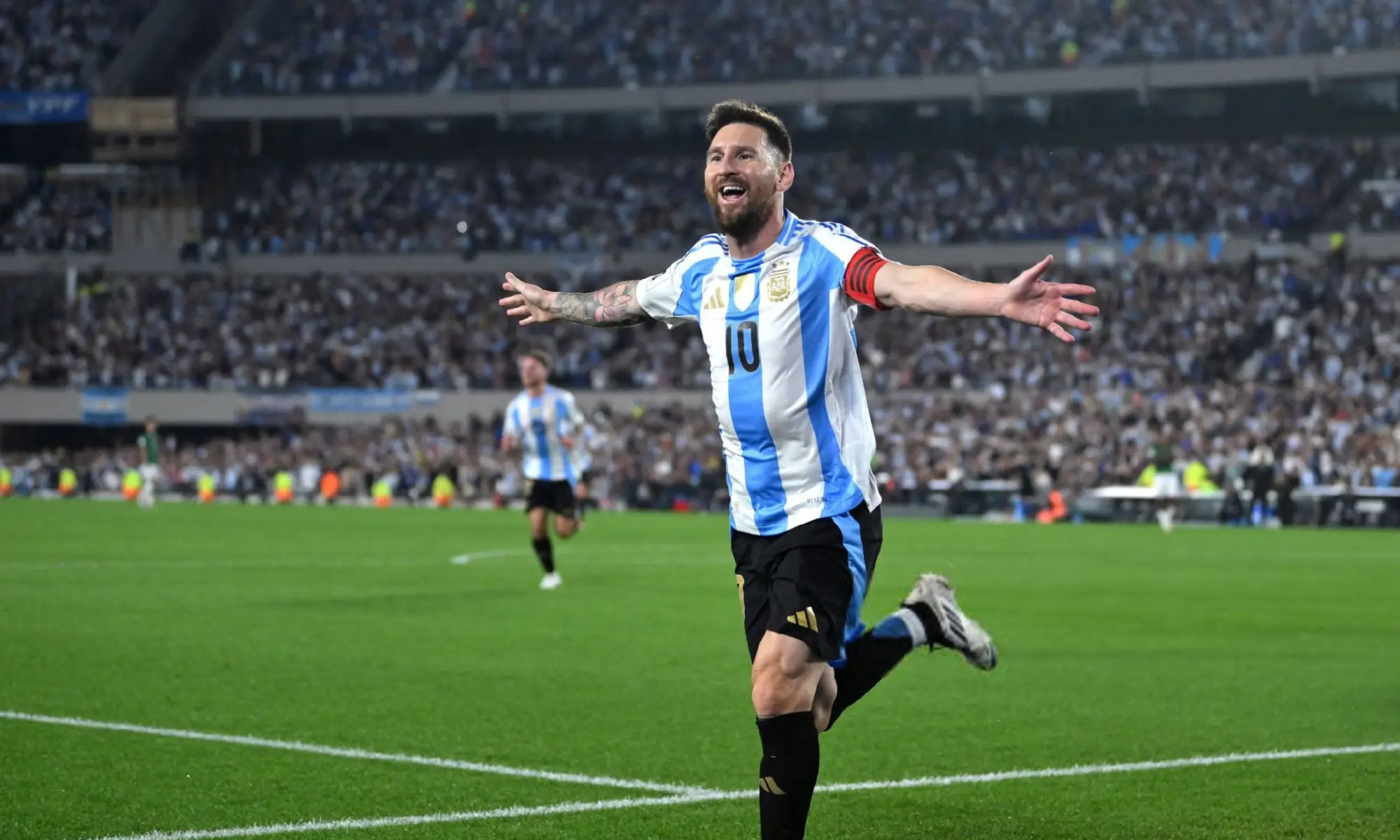 关于阿根廷战胜玻利维亚,晋级形势再添活力的信息 关于阿根廷战胜玻利维亚,晋级形势再添活力的信息