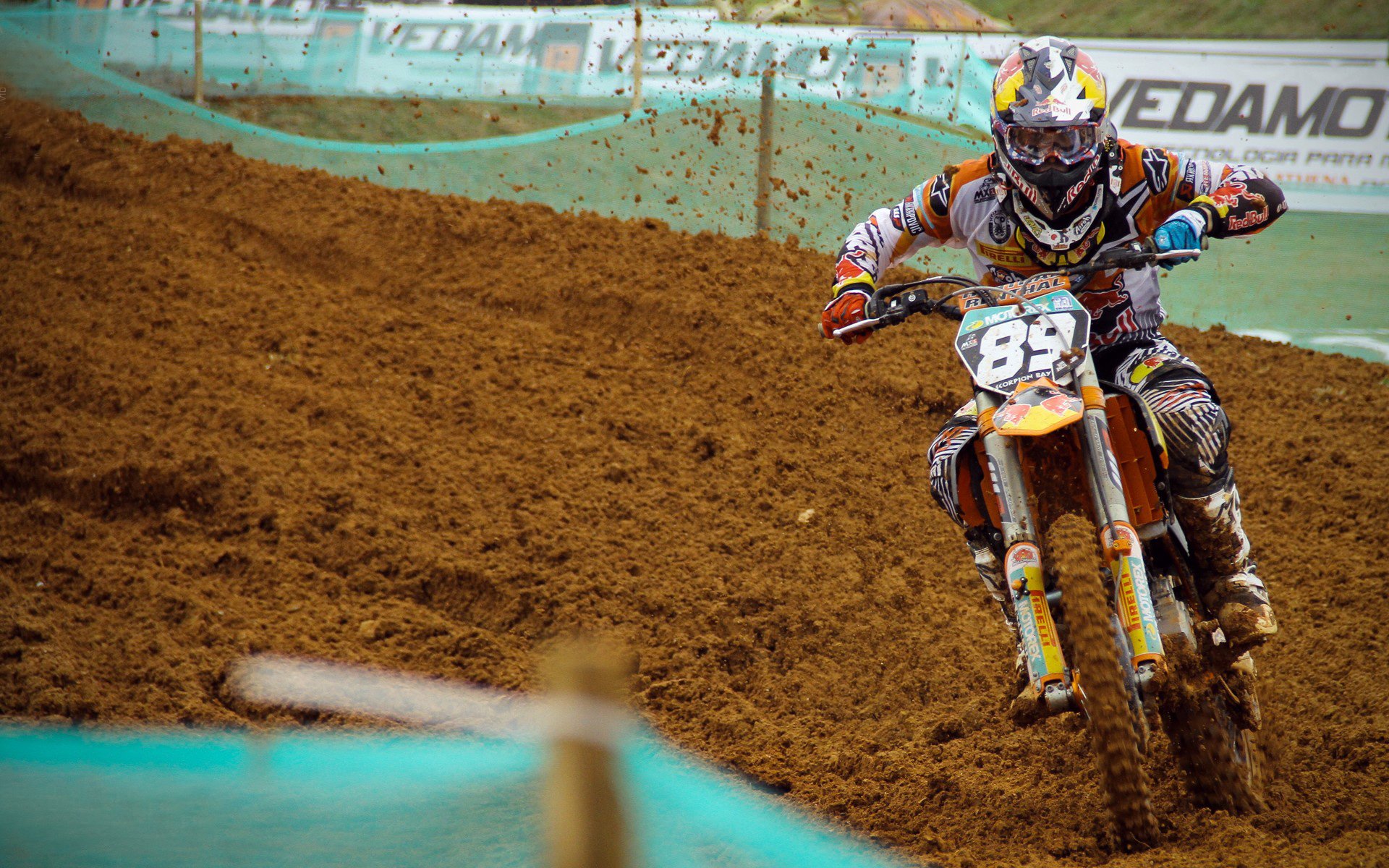 西甲国家德比之夜，武切维奇进攻端无人可挡