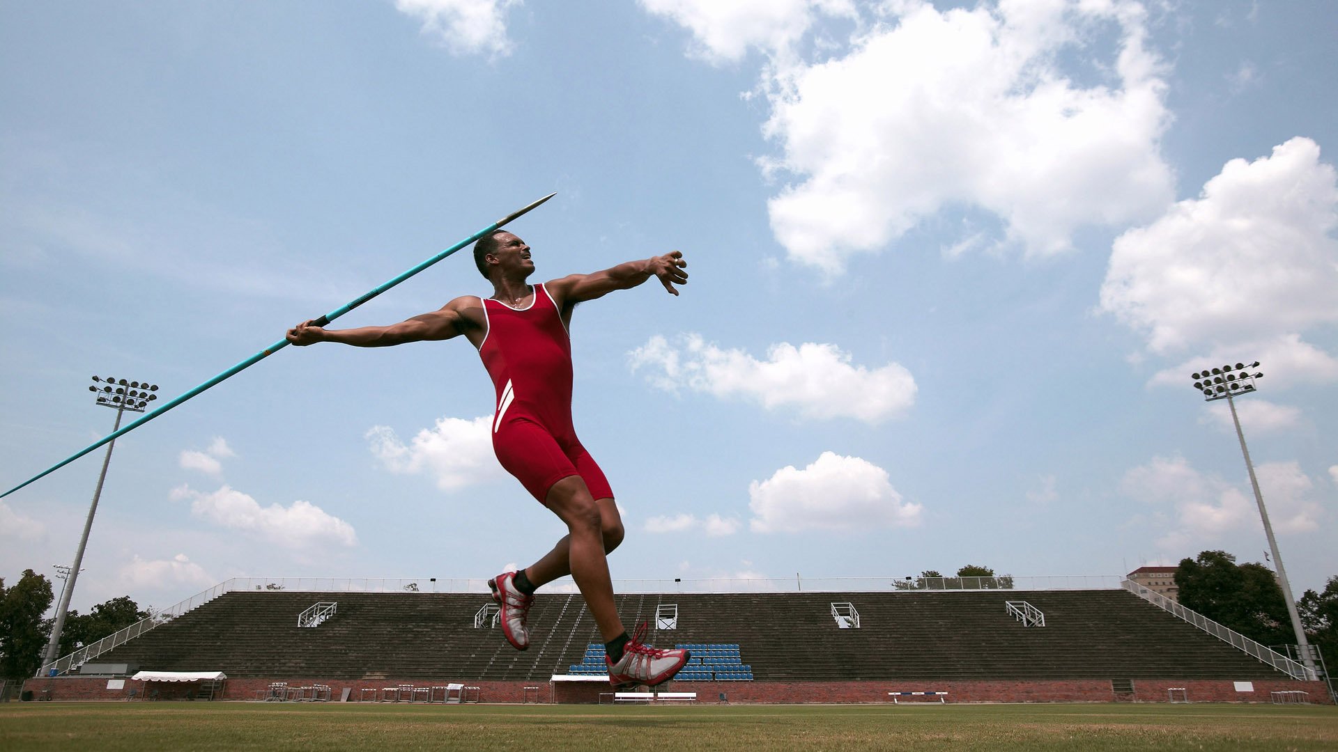 东决关键战之夜,迪马利亚用实力证明自己