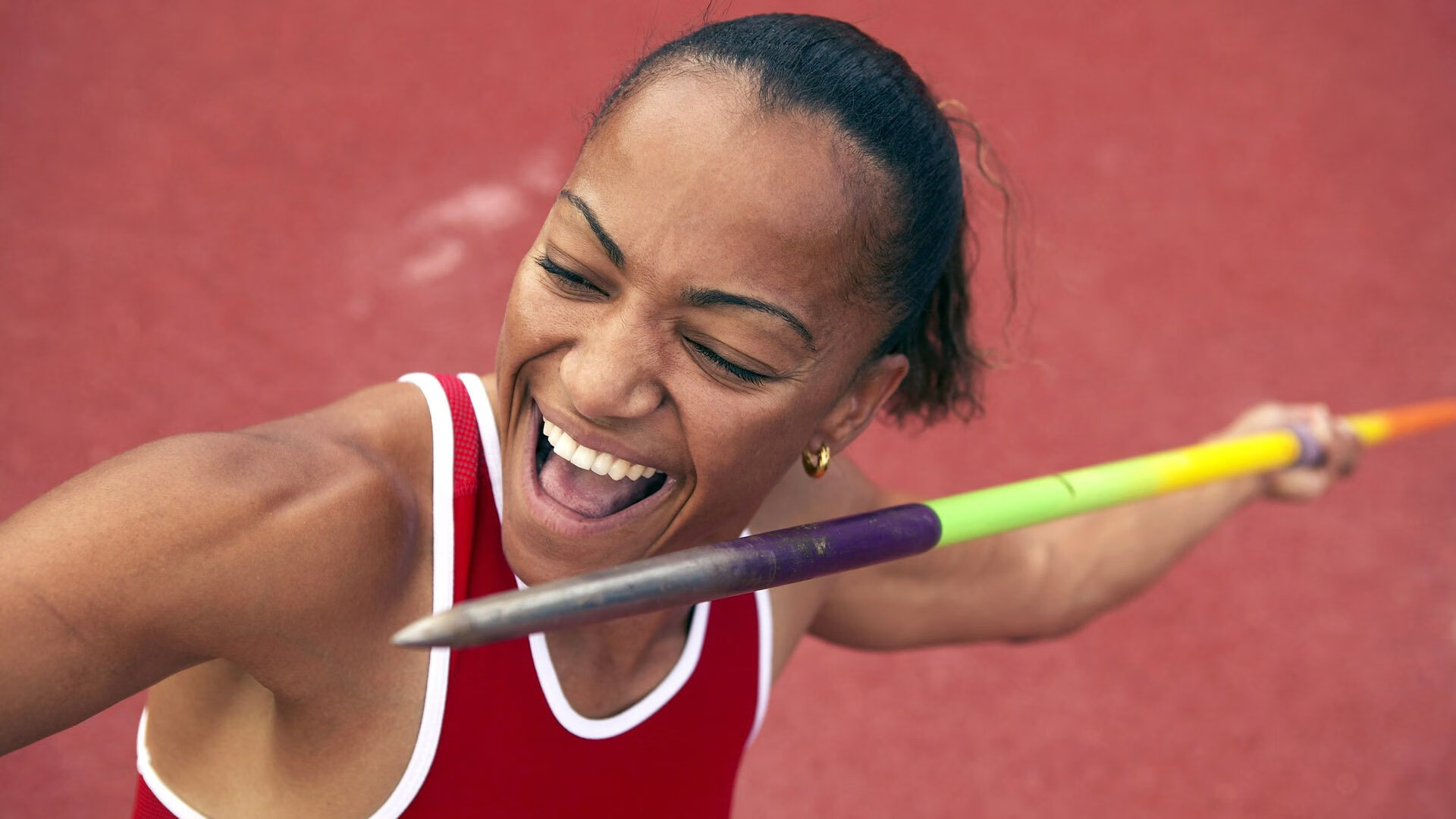 绿茵与硬木，双线争冠的冰与火之歌